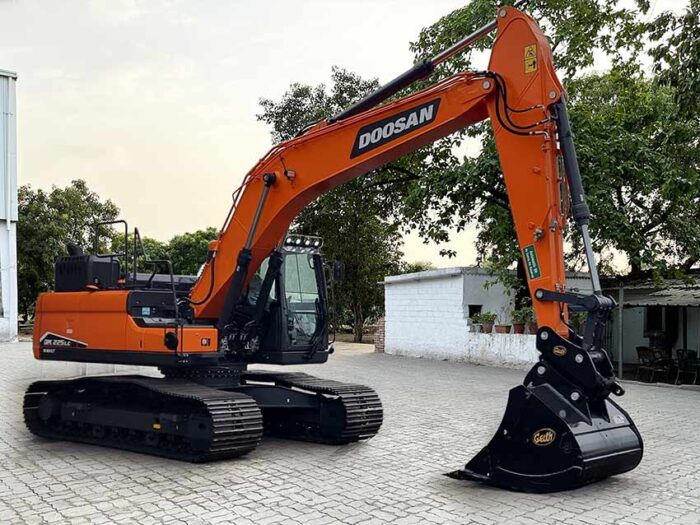 DOOSAN DX225LC-7